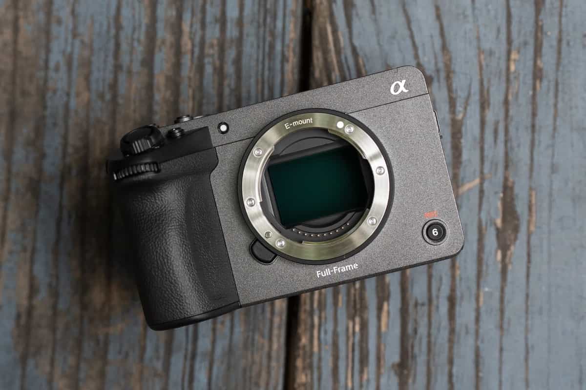 Đánh giá cảm biến mới trên Sony FX5
