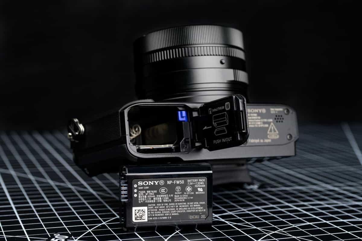 Review Sony DSC-RX1R III: Thời lượng hoạt động