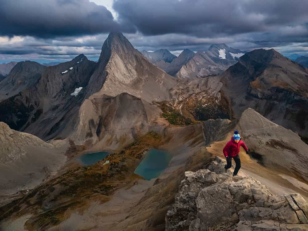 The Rugged Peaks of Kananaskis Country - Ewa Cieslikiewicz
