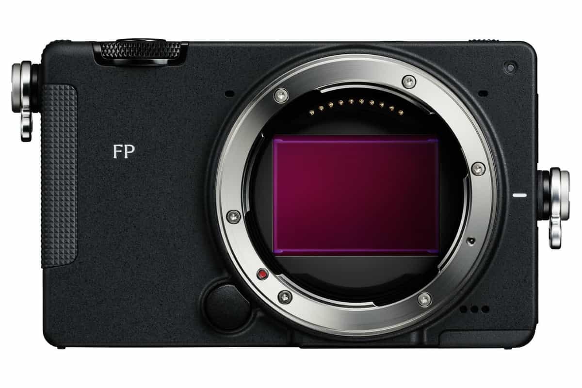 Ra mắt Sigma FP2 với thiết kế mô đun nhỏ gọn