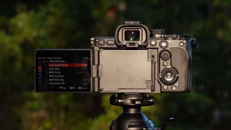 đánh giá Sony Alpha A7R VI