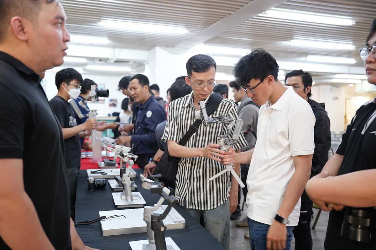 Workshop "Lướt êm - Quay chất | Làm chủ RS 4 Mini"