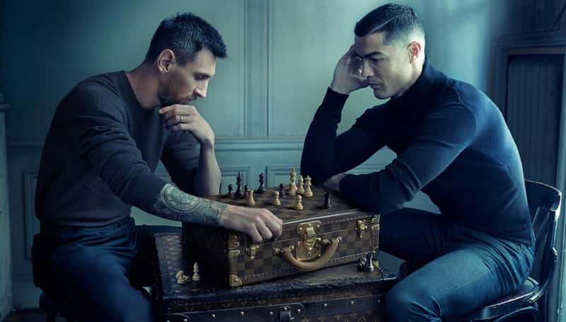 Sự Thú Vị Của Hậu Trường Bức Ảnh Ronaldo và Messi - Khung Hình Phá Đảo Kỷ Lục Ảnh Nhiều Like Nhất!