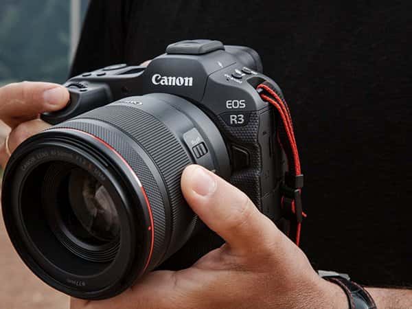 Canon EOS R3 sở hữu cảm biến CMOS xếp chồng 24.1MP