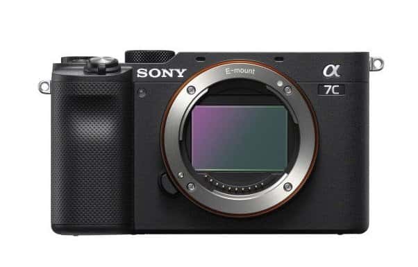 máy ảnh chuyên nghiệp sony a7c có khả năng chống chịu thời tiết