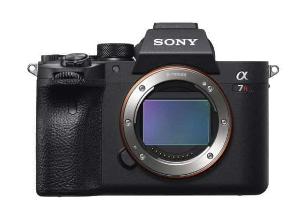 Giá máy ảnh sony A7R Mark IV chuyên nghiệp không nhỏ chút nào