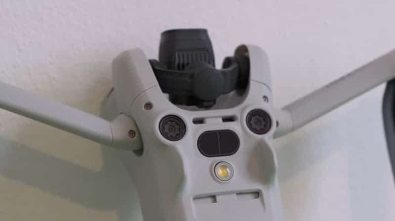 Mini 4 Pro được trang bị hệ thống cảm biến tránh chướng ngại vật toàn diện