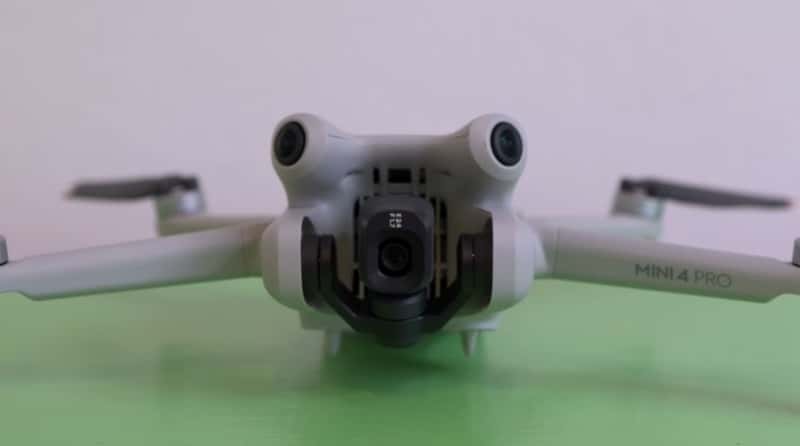 camera của Mini 4 Pro có thể xoay để quay dọc với độ phân giải 4K