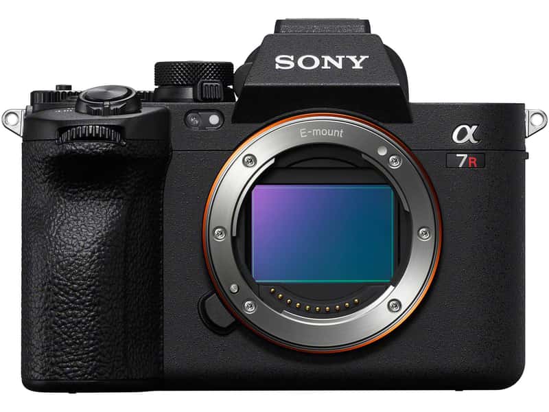 Sony A7R V sở hữu thiết kể hiện đại, gon nhẹ