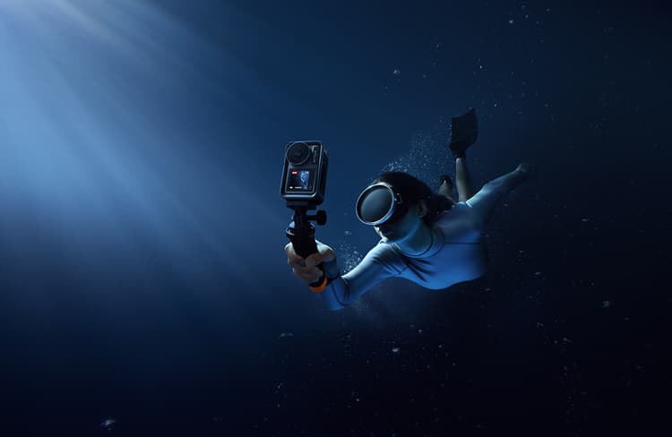 Camera hành động DJI Action 3 chống nước ở độ sâu tới 16m mà không cần case