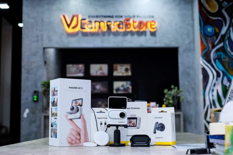 người dùng có thể kết nối thiết bị với những phụ kiện khác nhau