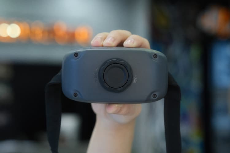 DJI Goggles 3 còn tích hợp pin và Headband