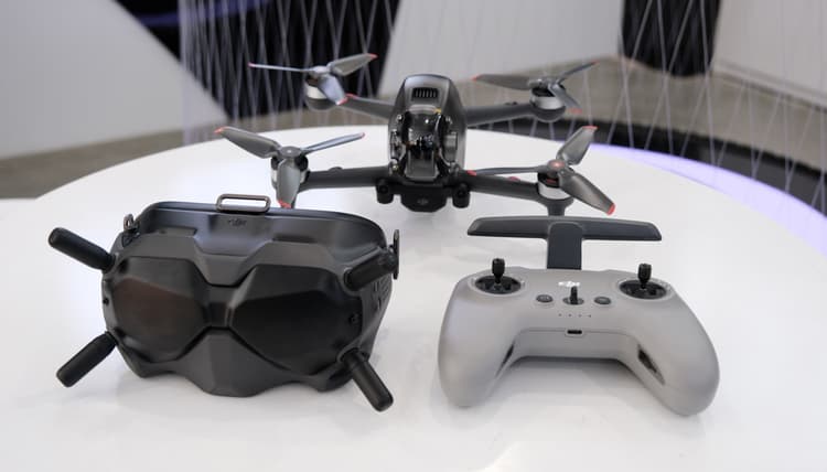 DJI FPV Drone - Thiết kế thân thiện