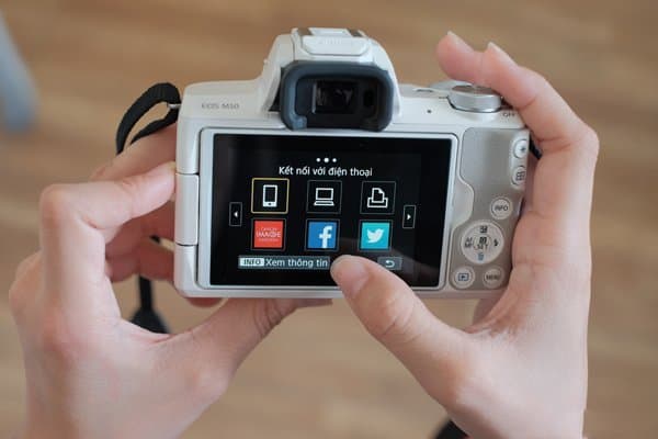 Chuyển ảnh qua kết nối không dây trên canon EOS M50