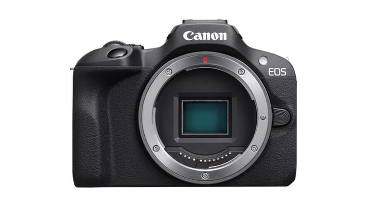 Canon R100 sở hữu kính cảm biến CMOS 24.1MP lớn