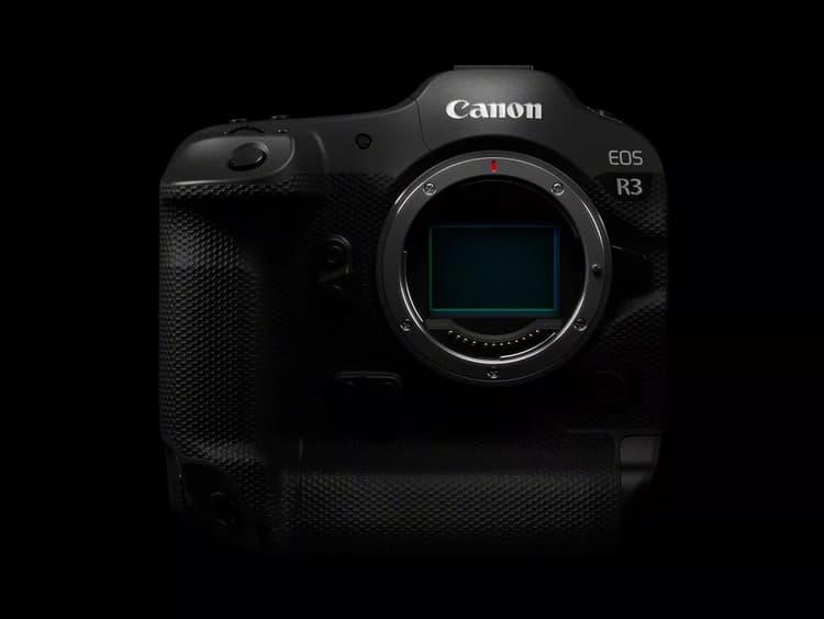 máy ảnh canon eos r3 với Cảm biến CMOS xếp chồng kết hợp bộ xử lý hình ảnh DIGIC X