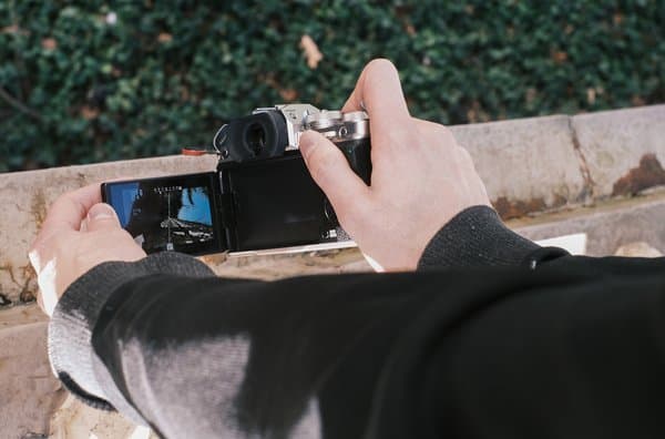 hình ảnh thực tế của máy ảnh Fujifilm X-T4 
