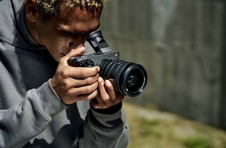 Cảm biến full-frame