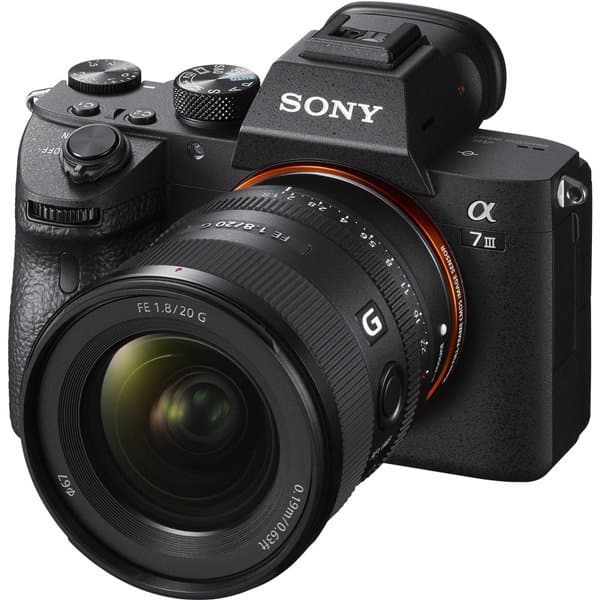 Sony FE 20mm 1