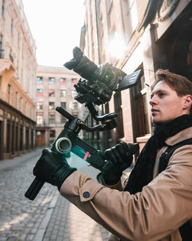 Tay cầm chống tung zhiyun crane 3s