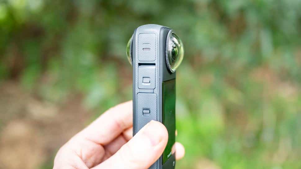Tính năng bảo vệ ống kính mới