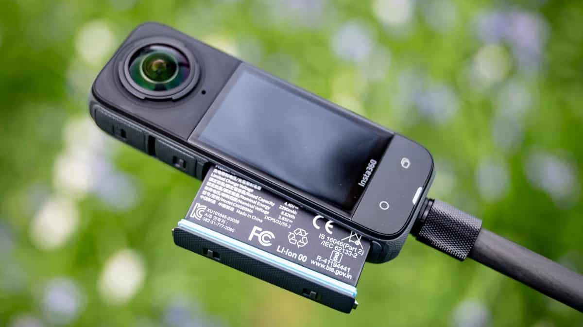 Pin 2290mAh mới