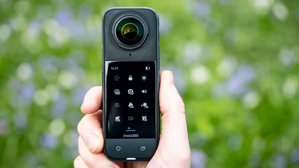 Màn hình cảm ứng của Insta360 X4