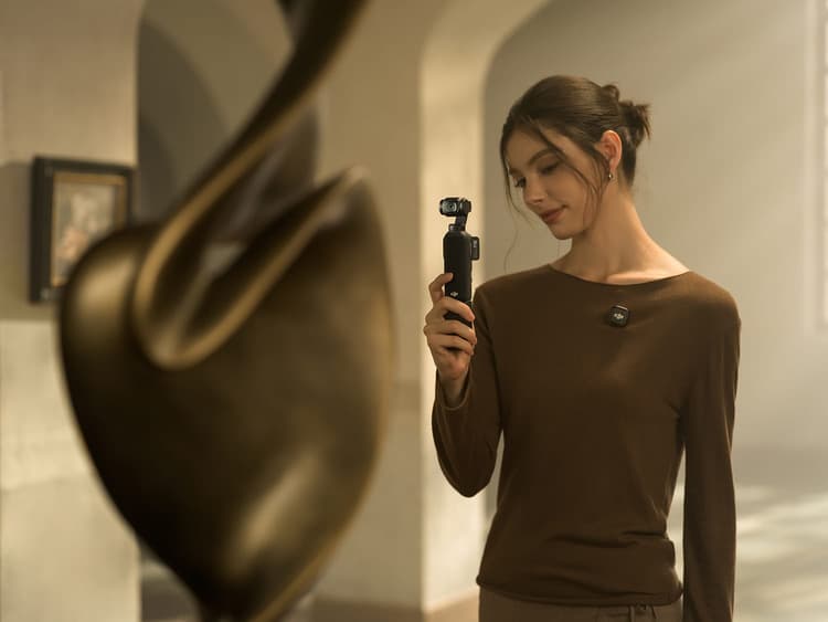 DJI Osmo Pocket 4 khóa trục tự động, lưu trữ an toàn