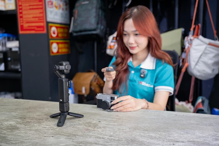 Pocket 4P hỗ trợ sạc từ 0% lên 80% chỉ trong khoảng 18 phút