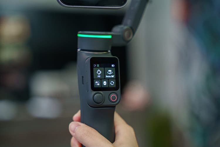 Lock focus trên bất kỳ đối tượng nào