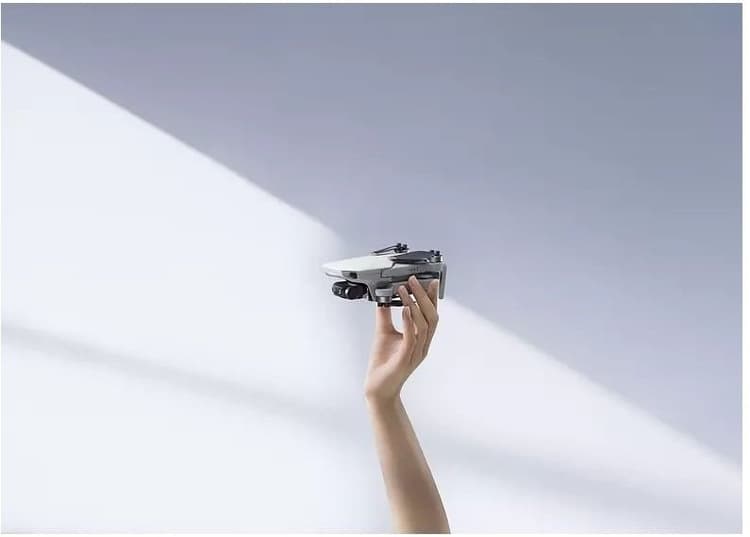 Flycam DJI Mini 2 chỉ nặng 249g