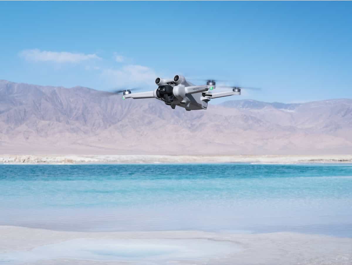Flycam DJI Mini 3 Pro có khả năng quay dọc ấn tượng