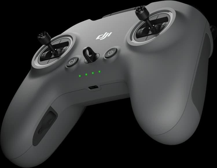 người dùng có thể mở khóa Chế độ M để chiếc flycam bay tự do