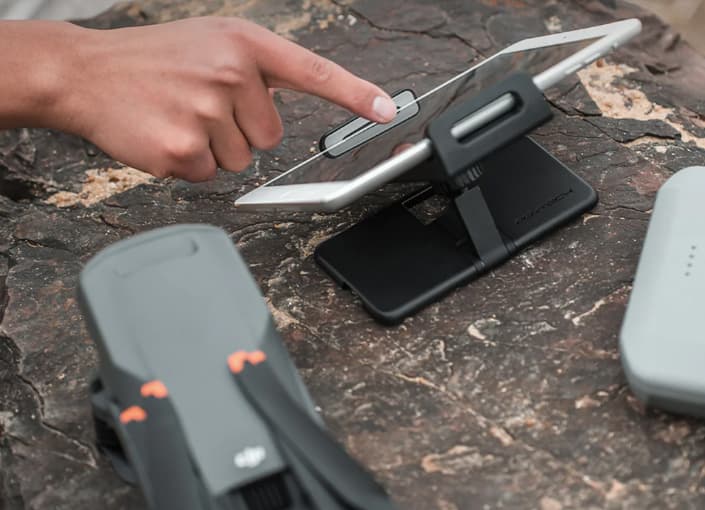 PGYTECH PAD Holder V2 chỉ nặng khoảng 172g