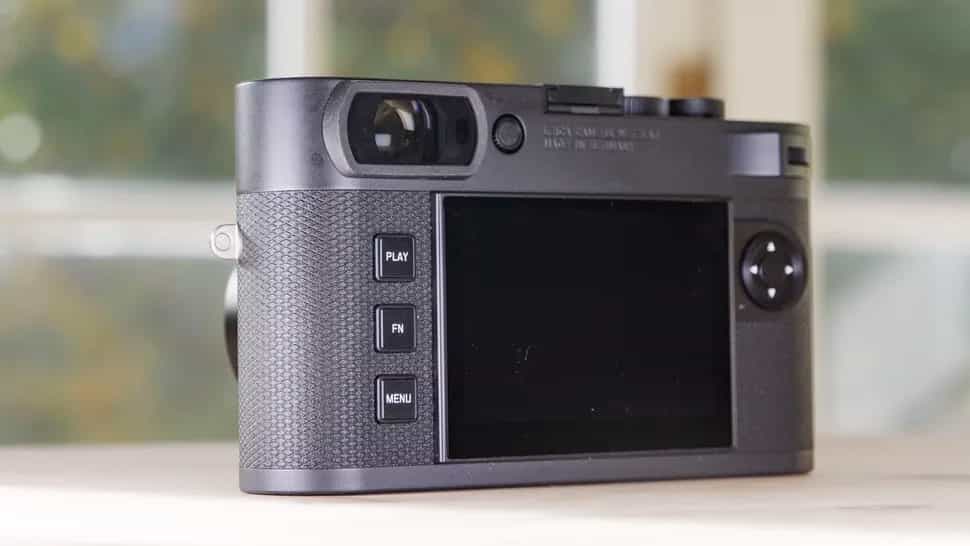 Đánh giá Leica M EV1 - màn hình 2,95 inch