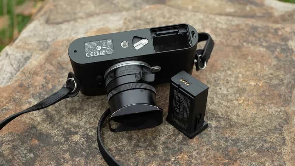 Review Leica M EV1 - bộ nhớ đệm 3 GB