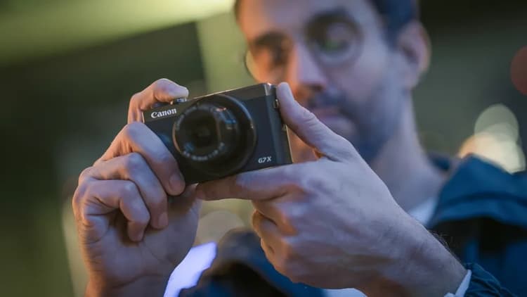 PowerShot G7 X Mark III chỉ nặng 304g