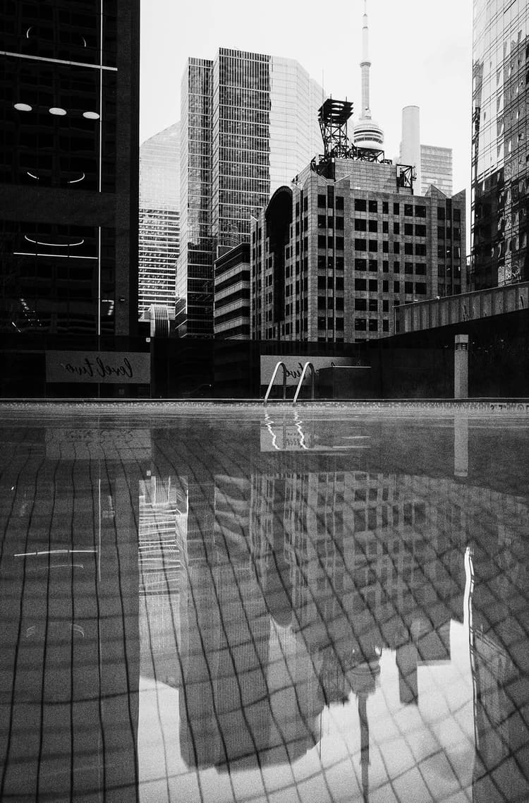 Ricoh GR IV Monochrome có Image Control nâng cao