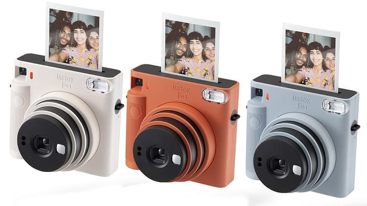 Fujifilm Instax SQUARE SQ1 có thiết kế đơn giản