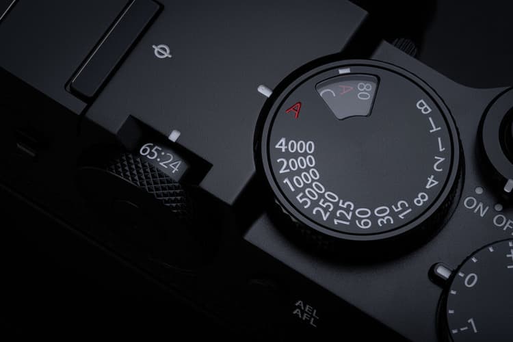 GFX100RF còn hỗ trợ chuyển đổi nhiều tỷ lệ khung hình