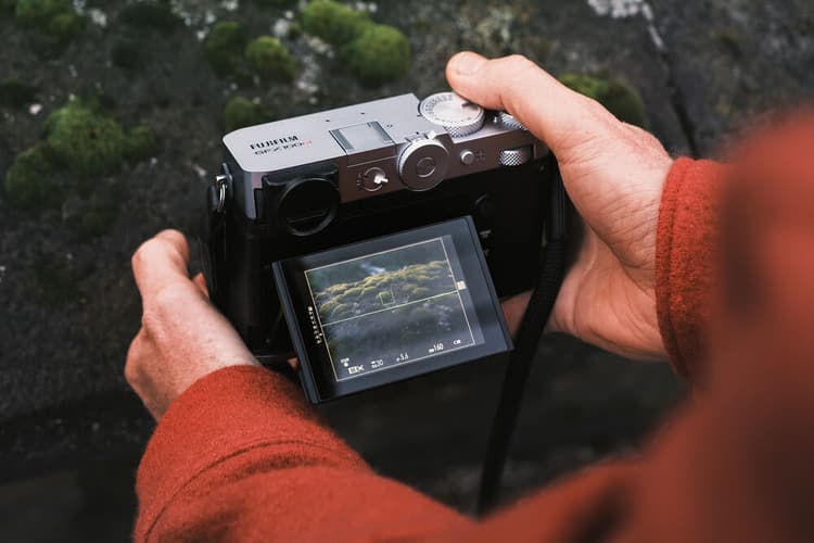 Fujifilm GFX100RF sở hữu kính ngắm EVF OLED 0,5 inch với 5.76M điểm ảnh