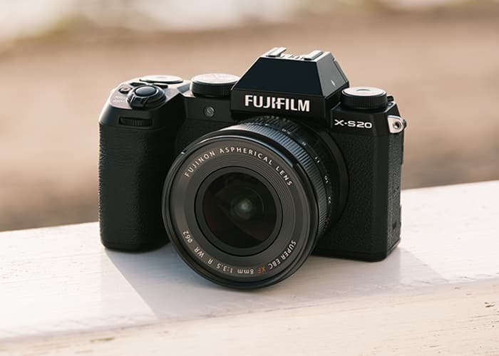 Camera được trang bị pin dung lượng lớn