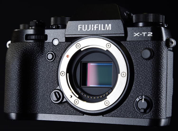 Fujifilm X-T2 - Cảm biến 24.3 MP