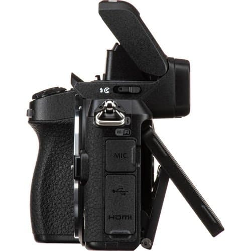 máy ảnh Nikon Z50 giá