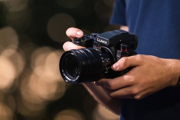 Máy ảnh Lumix G9 II được tích hợp Bluetooth Low Energy