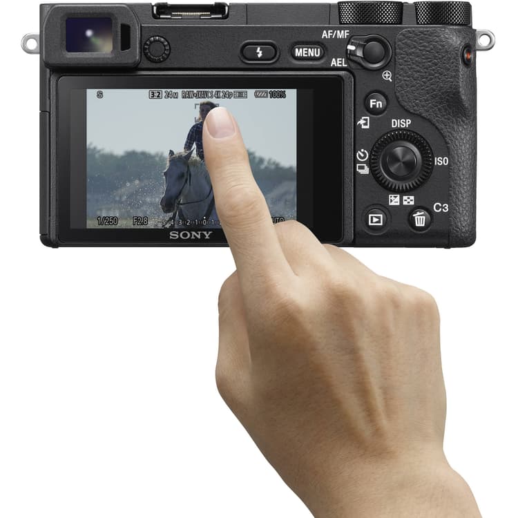 màn hình cảm ứng của Sony Alpha A6600