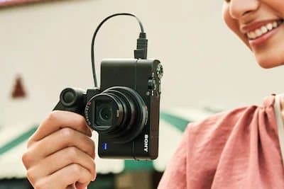 Sony RX 100 Mark VII - khả năng quay video