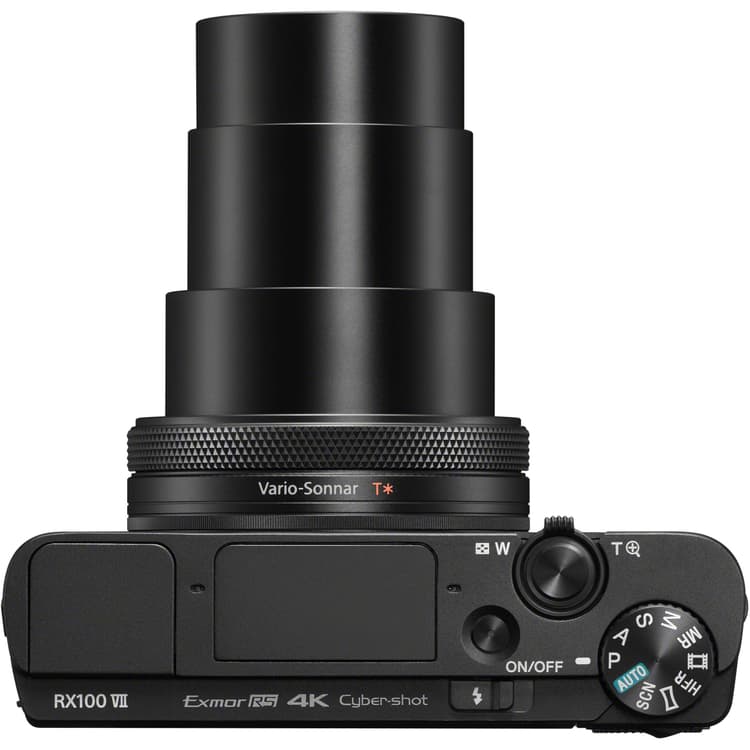 ZEISS Vario-Sonnar T * 24-200mm trang bị trên Sony RX 100 Mark VII