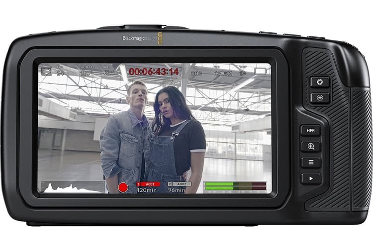Blackmagic Design Pocket Cinema Camera 6K có độ phân giải cảm biến phim Cinematic