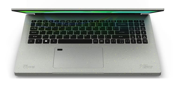 Nắp bàn phím Acer Aspire Vero làm từ 50% PCR